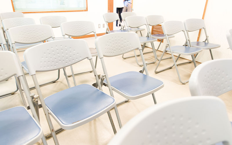 会場設営、テキスト準備など、担当者の負担が軽減できる